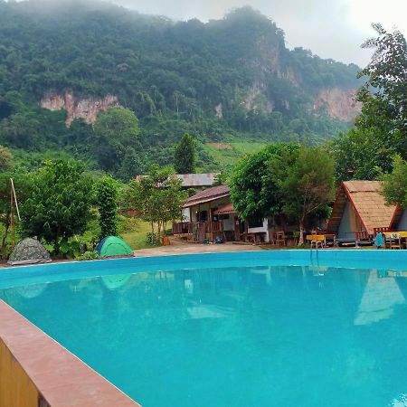 מלון Ban Phathok Nongkhiaw Campingsite Swimming Pool מראה חיצוני תמונה